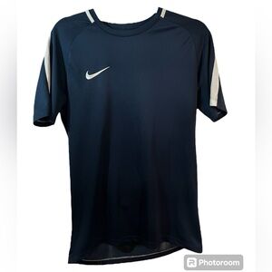 Nike Drifit Athletic Top Size M